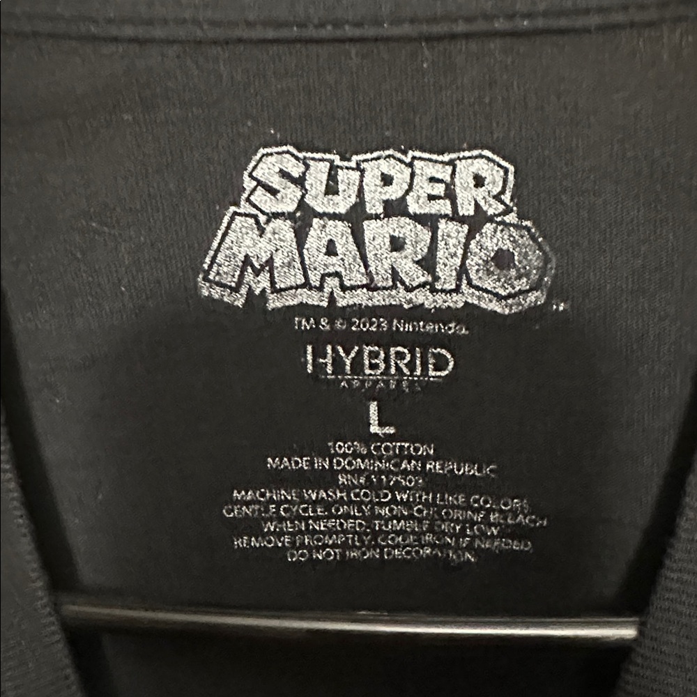 Super Mario Tee in Black - Men’s T-shirt - LARGE - Picture 3 of 3